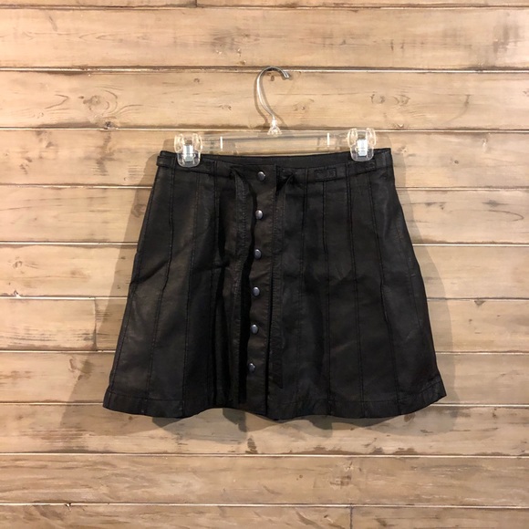 Free people vegan leather button front skirt - Picture 2 of 4